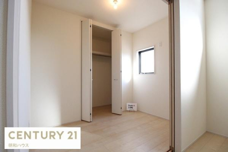 �m�� 2�����E���r���O���̗m��3���I