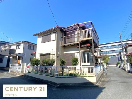 OʓH܂ތnʐ^ ˉwk18̏ZnI