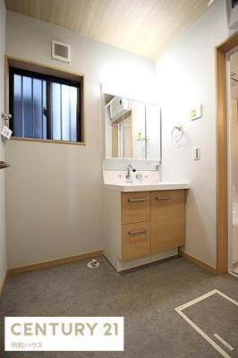 ʑEʏ OʋtVv[hbT[VKI