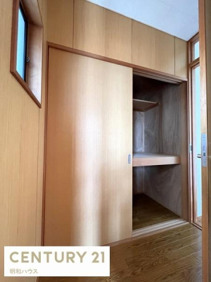 ���[ ���֎�O�ɉ����ꂠ��܂��I