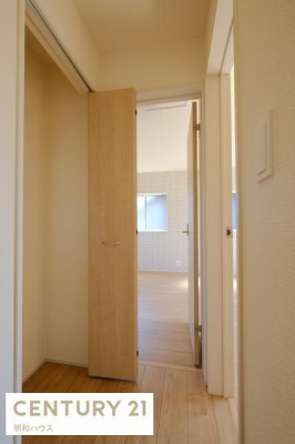 ���[ 2�K�L���ɂ��N���[�[�b�g����I