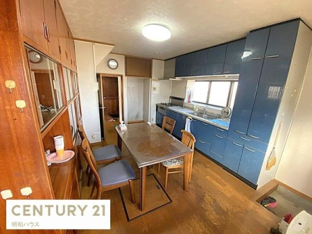 ���r���O �Ƒ��̏Ί炪����e���̋�ԁI