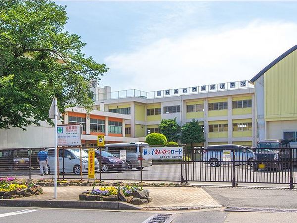 ���ӊ� �y���w�Z�z�F1400m�����s���������w�Z