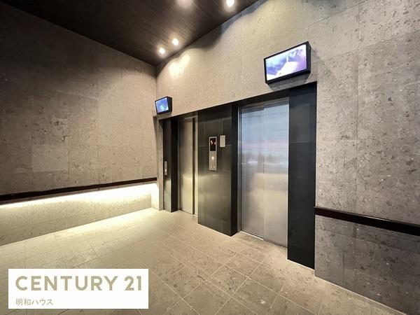 ���̑����p�� 2��̃G���x�[�^�[�Ŋy�X�ړ���