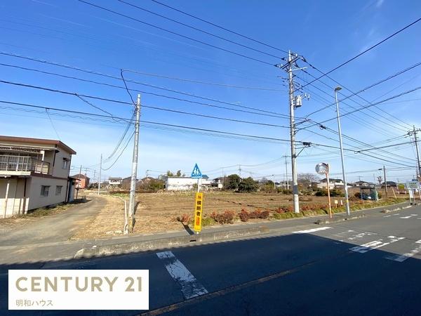 �O�ʓ��H�܂ތ��n�ʐ^ -