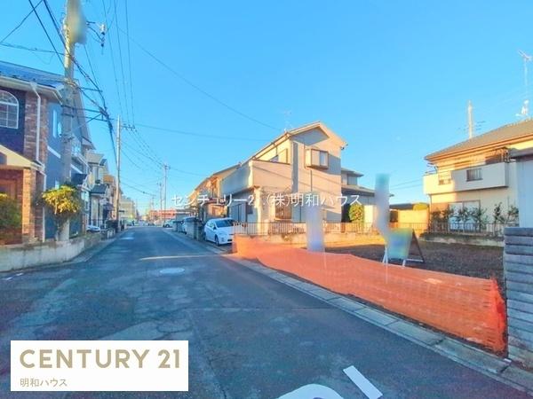 �O�ʓ��H�܂ތ��n�ʐ^ -