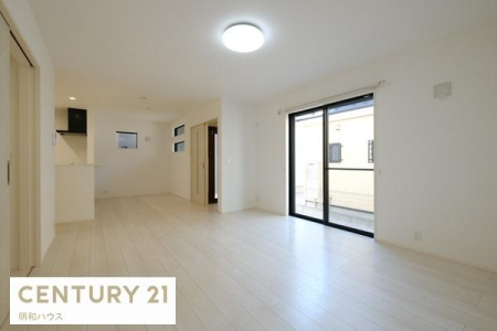 ���r���O LDK18���@�Ƒ��̌e���̋��