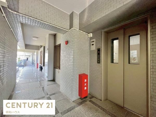 ���̑����p�� �G���x�[�^�[�Ŋy�X�ړ��ł��܂���