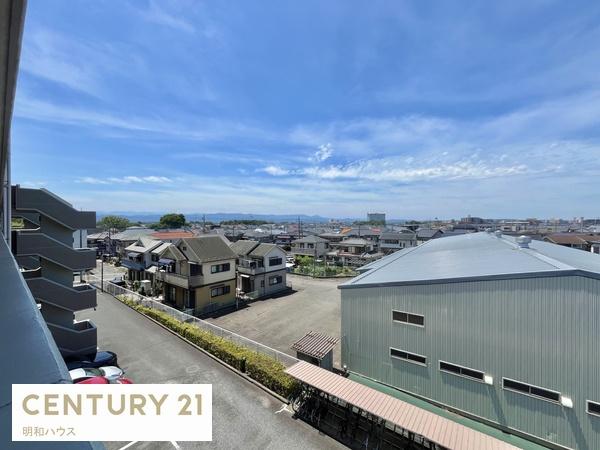 �Z�˂���̒��]�ʐ^ 4�K�O�L������̒��]