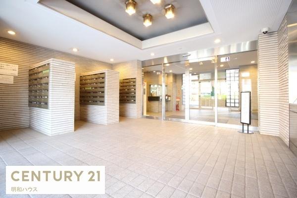 �G���g�����X �I�[�g���b�N�E�h�ƃJ�����t���ň��S��