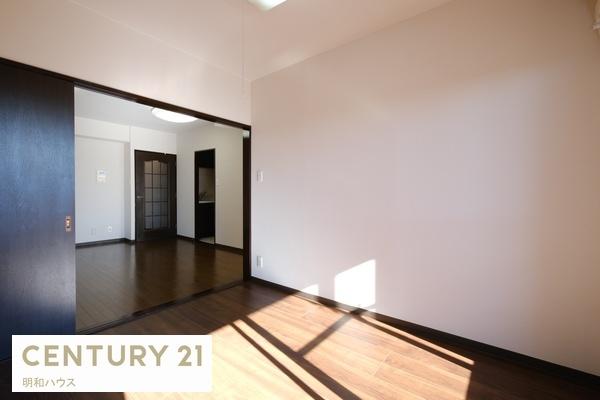 �m�� �m��4.8���@�ʊp�x����B�e��