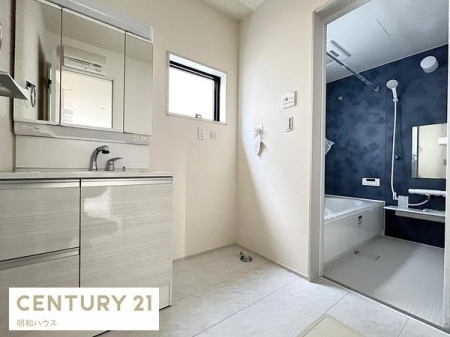 ���ʑ�E���ʏ� 3����