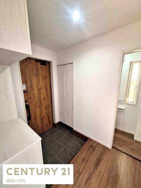 ���� �V���[�Y�C���N���[�N����I