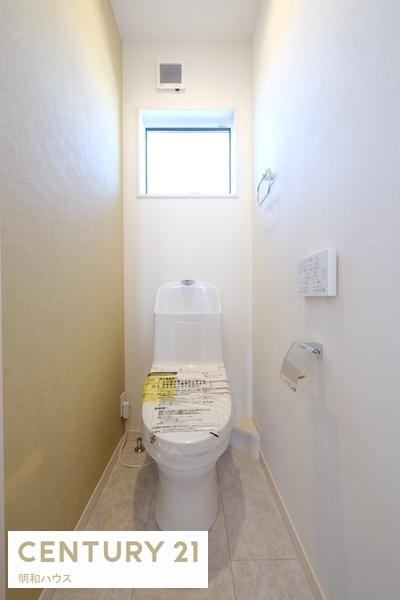 �g�C�� 2�K�E�H�V�����b�g�g�C��