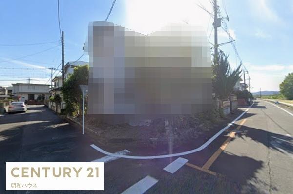 �O�ʓ��H�܂ތ��n�ʐ^ -