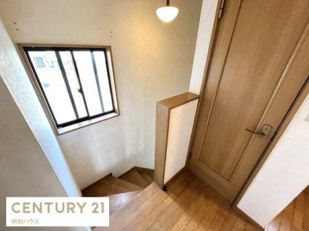 ���̑����� ���C�̂ł��閾�邢�K�i�X�y�[�X�I