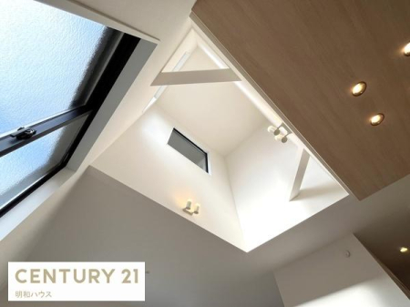 ���r���O �J���I�ȃ��r���O������������܂��I