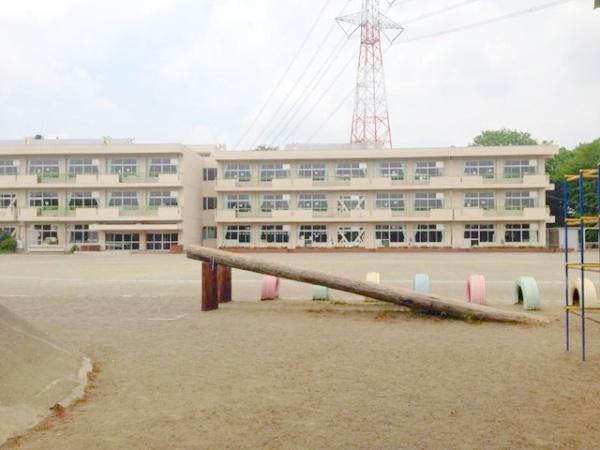 ���ӊ� �y���w�Z�z�F3700m���쒬���{�O���w�Z