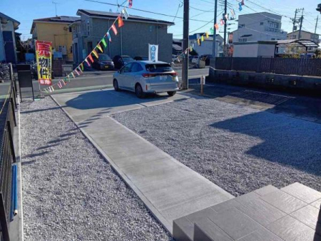 �O�ʓ��H�܂ތ��n�ʐ^ ���֑O�̃K�[�f�j���O���y���߂܂��I