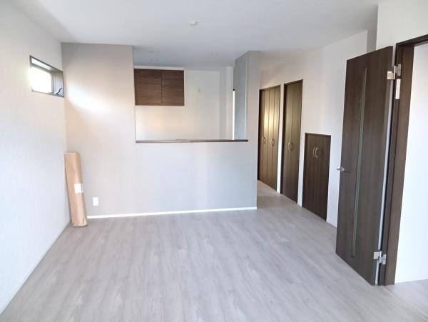 ���r���O �Ƒ��̏Ί炪����e���̋�ԁI