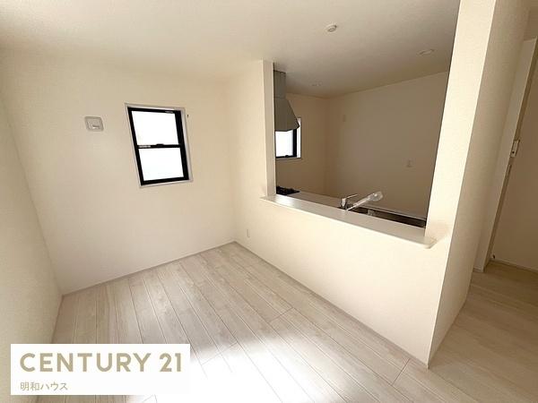 ���r���O �Ƒ��̏Ί炪����e���̋�ԁI