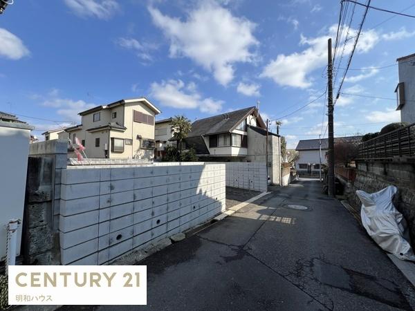 �O�ʓ��H�܂ތ��n�ʐ^ �W���v���p���K�X�E�{�����G���A