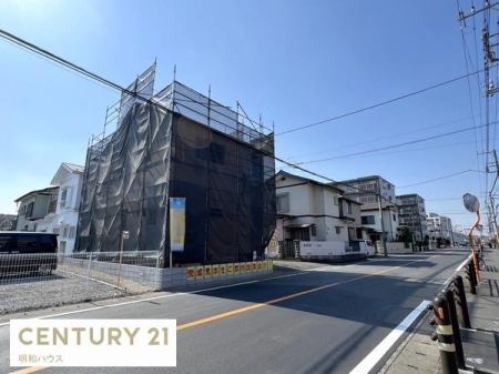 �O�ʓ��H�܂ތ��n�ʐ^ �s�s�K�X�E�{�����G���A