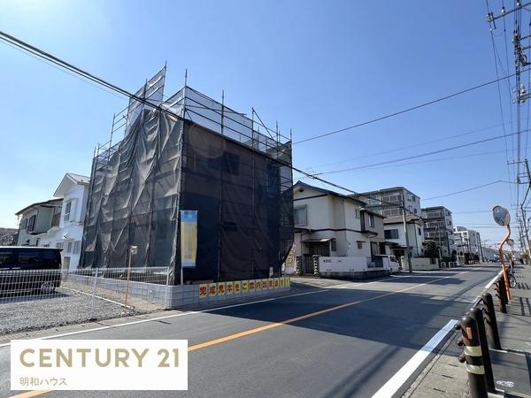 �O�ʓ��H�܂ތ��n�ʐ^ �s�s�K�X�E�{�����G���A