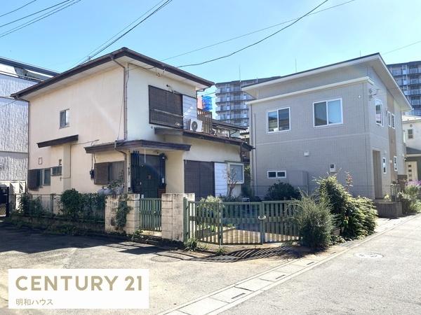 ���n�y�n�ʐ^ ���ӂ͐����ɕK�v�Ȏ{�݂��[�����Ă��܂��I