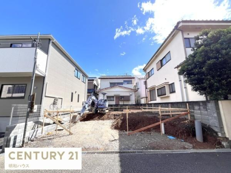 �O�ʓ��H�܂ތ��n�ʐ^ �������_�݂���L���ȏZ���I