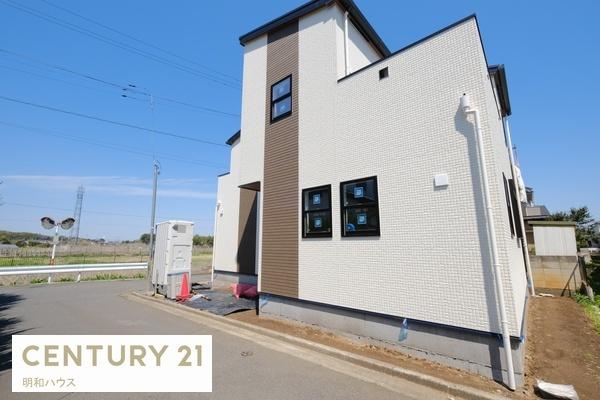 �O�ʓ��H�܂ތ��n�ʐ^ �X�b�L���Ƃ����c�[�g���̃T�C�f�B���O�I