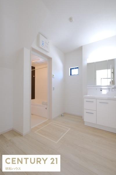 ���ʑ�E���ʏ� �O�ʋ��t�V�����v�[�h���b�T�[�I