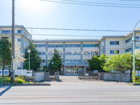 ���ӊ� �y���w�Z�z�F1330m�߃����s�������w�Z