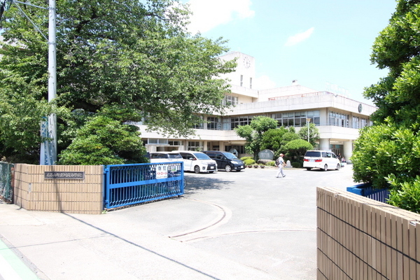 ���ӊ� �y���w�Z�z�F1067m�јC�R������p���w�Z