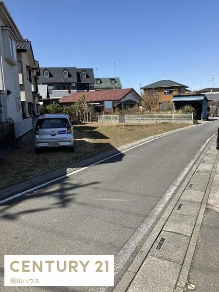 �O�ʓ��H�܂ތ��n�ʐ^ �J�[�X�y�[�X����3�䒓�ԉI