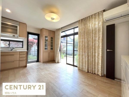 ���r���O �Ƒ��̏Ί炪����e���̋�ԁI