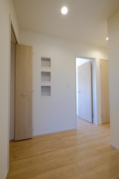 ���� �N���[�[�b�g�E����j�b�`����I