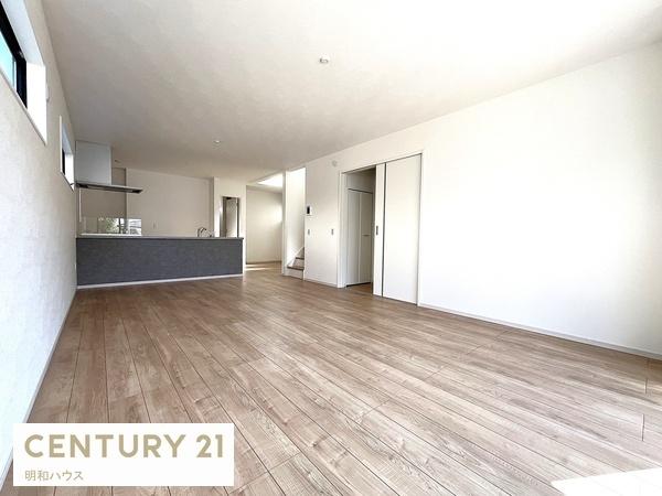 ���r���O 1�����E�Ί炪����e����LDK22���I