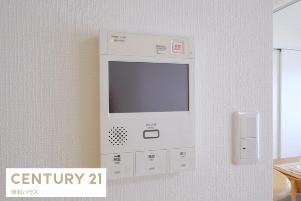 ���̑� TV���j�^�[�t�C���^�[�z��