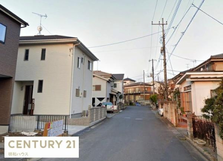 �O�ʓ��H�܂ތ��n�ʐ^ �Ԓʂ�͑����Ȃ��̂ŏ����Ȃ��q�l�����S��