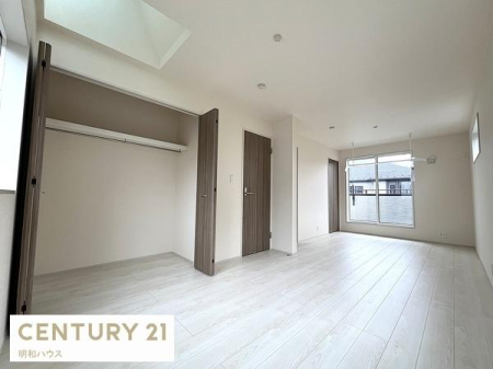 �m�� 2�����@�ό^�m��10.5���{����������