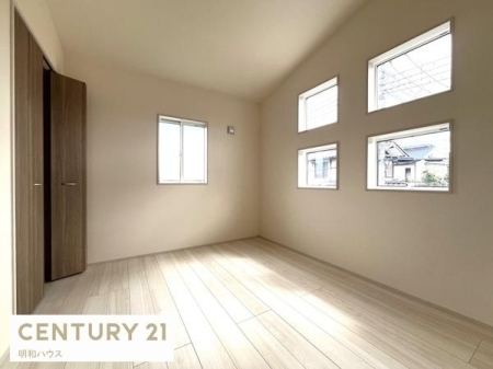 �m�� 2�����E�m��5.5���{�N���[�[�b�g�I
