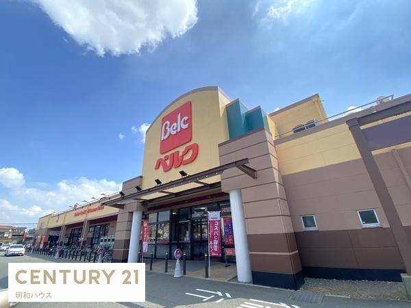 ���ӊ� �y�X�[�p�[�z�F260m�x���N���˂���X