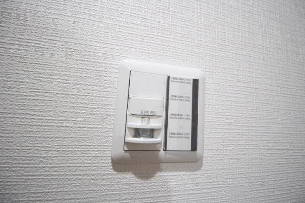 ���̑� ������S�I�l���Z���T�[���֓��I