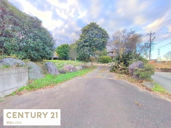 �O�ʓ��H�܂ތ��n�ʐ^ -