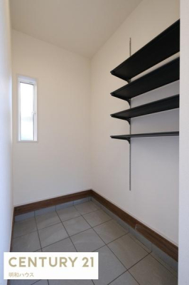 ���[ ���O�p�i�̕ۊǂɕ֗��ȓy�Ԏ��[